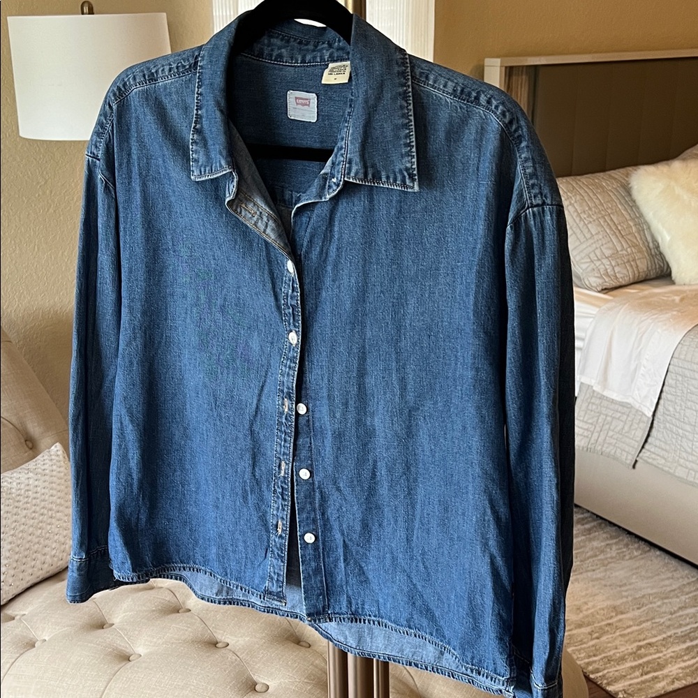 Levi's Women’s Dark Blue Denim Shirt with Red Logo